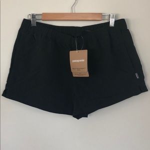 NWT Patagonia barely baggies shorts black L large